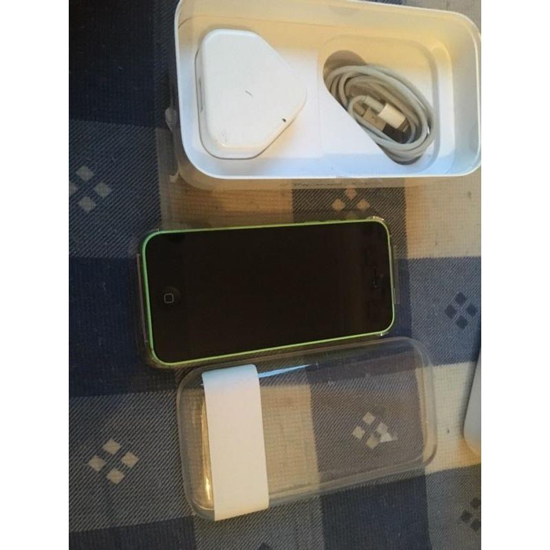 iPhone 5c 16gb good Condition.