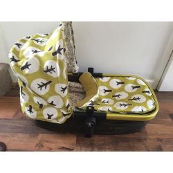 Carry cot .