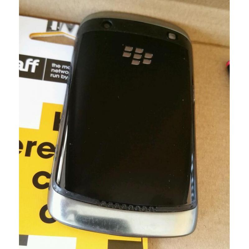 Blackberry 9360 unlocked mint condition