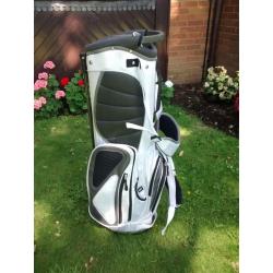 white benross golf carry bag with pop out legs