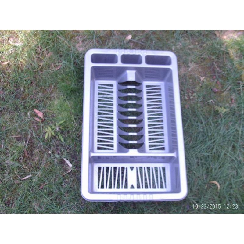 Silver coloured draining rack - VGC