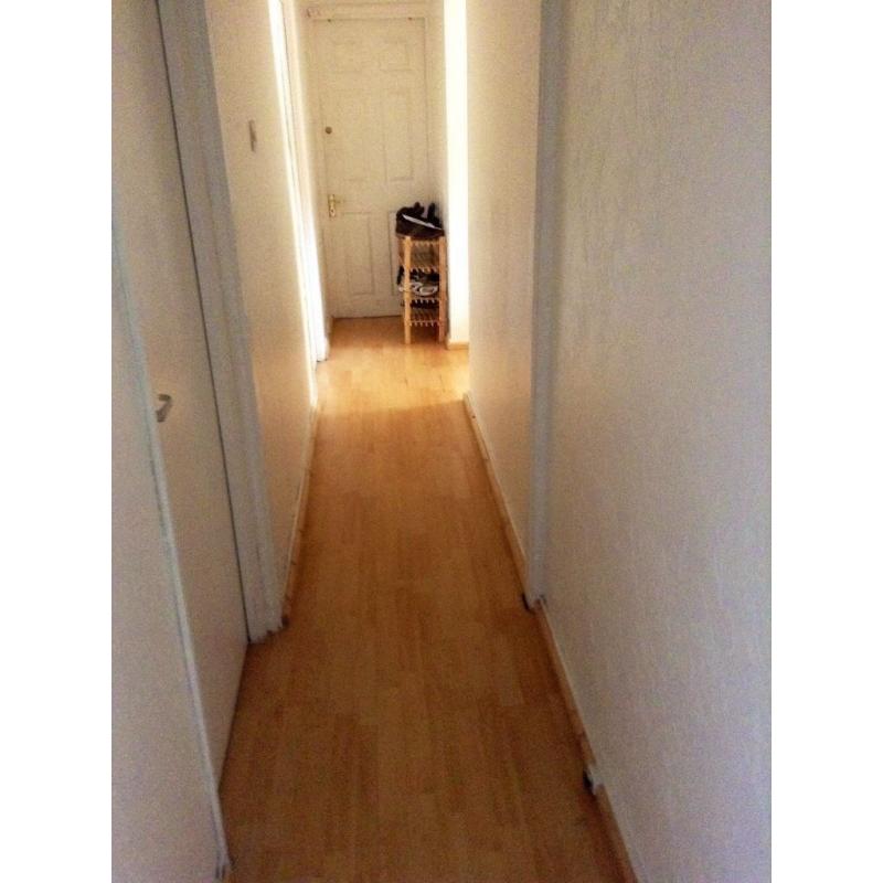 Sharing room- good location