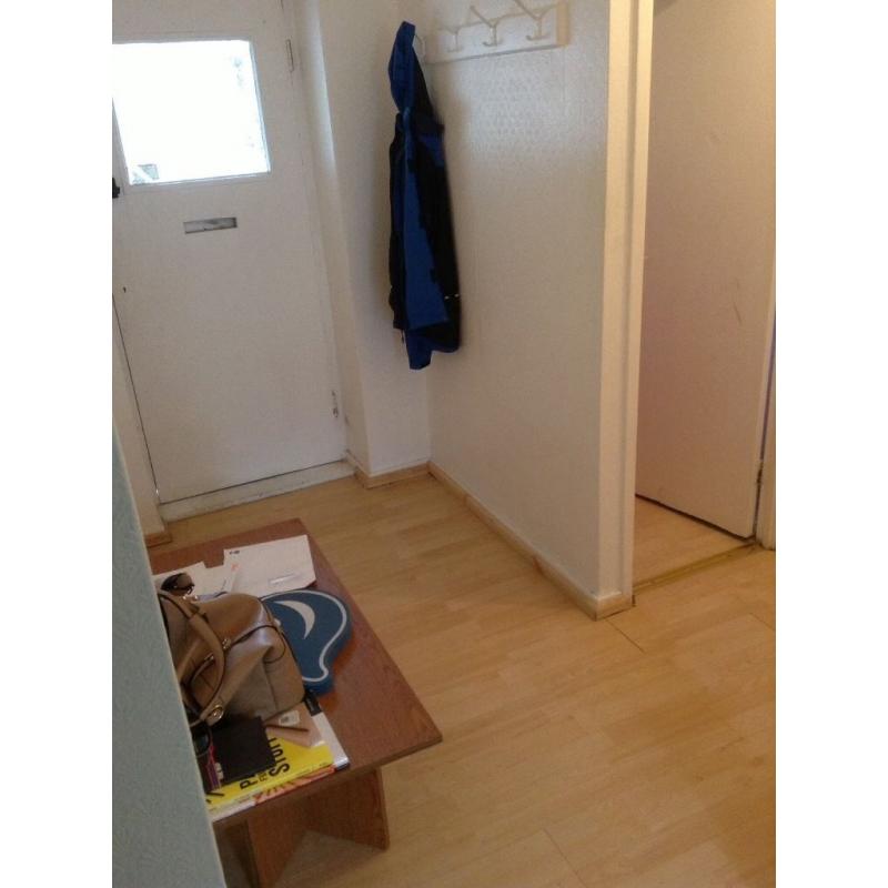 Sharing room- good location