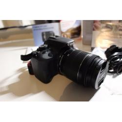 Canon 100D + 8GB Memory Card + Bag + Photozoom 5