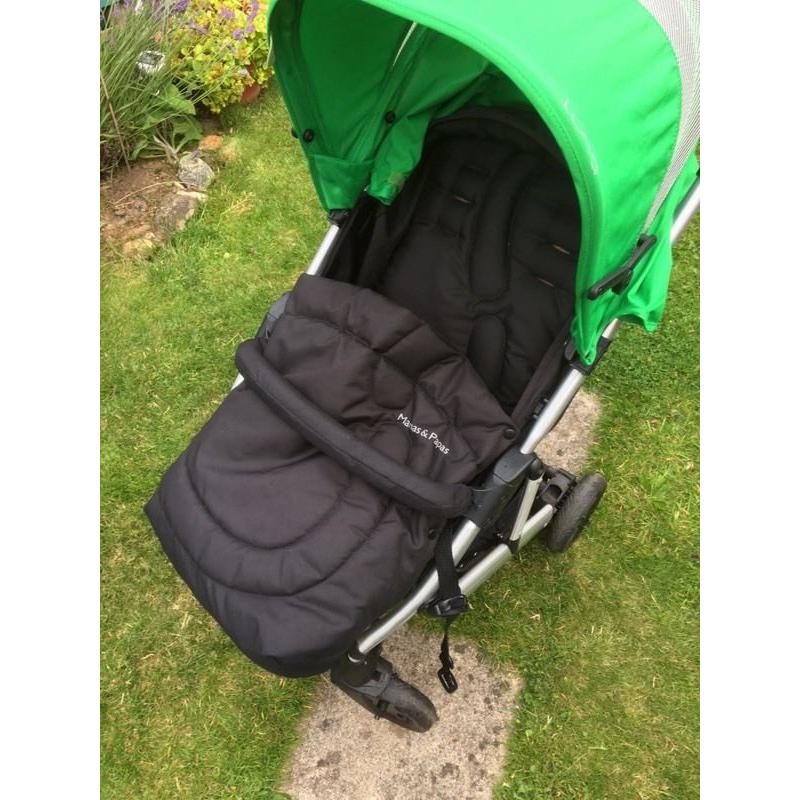Mama's and papa's buggy