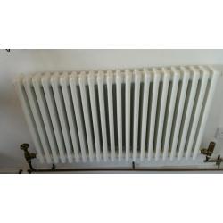 WHITE 3 COLUMN RADIATOR COMPLETE WITH DAISY VALVES