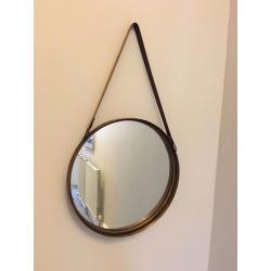 2 circular mirrors with leather hanging strap