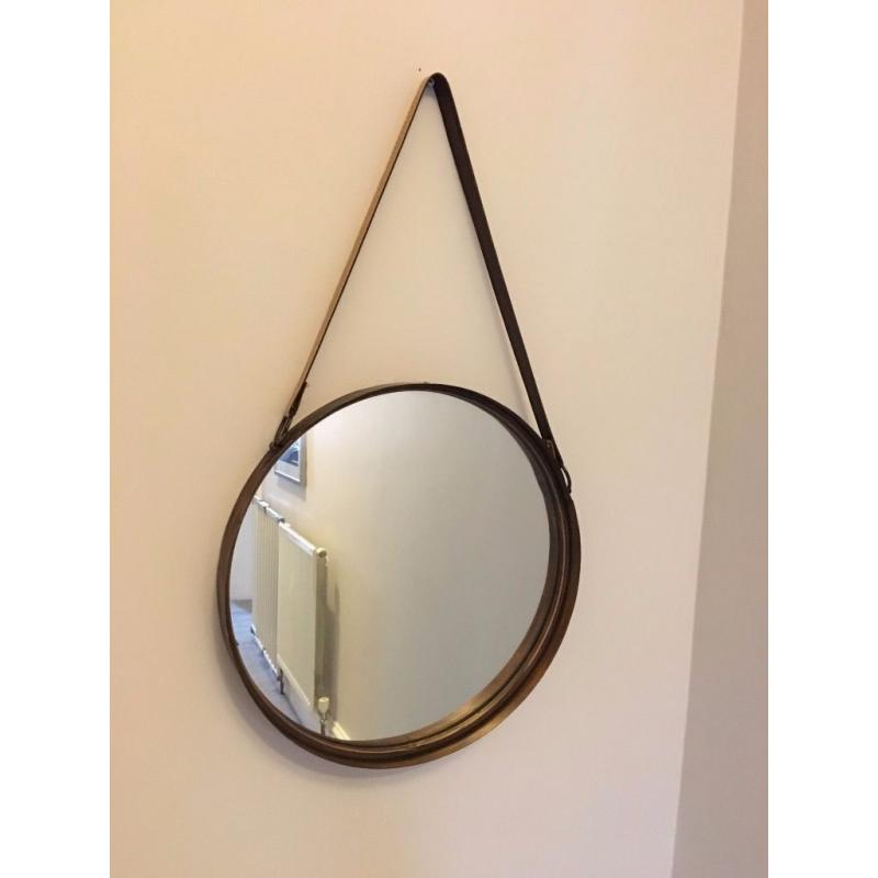 2 circular mirrors with leather hanging strap