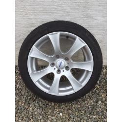 Alloys wheels with Michelin tyres