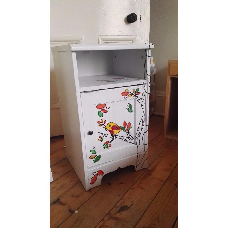 Beautiful and unique hand-decorated bedside table, fantastic for the bedroom of a little one!!!