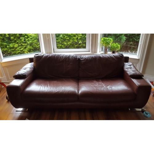 Stunning quality brown leather sofa