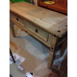 Hall Table - Pine - Can Deliver
