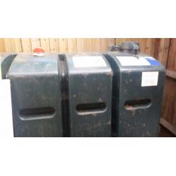 Titan 1100 litre oil tank