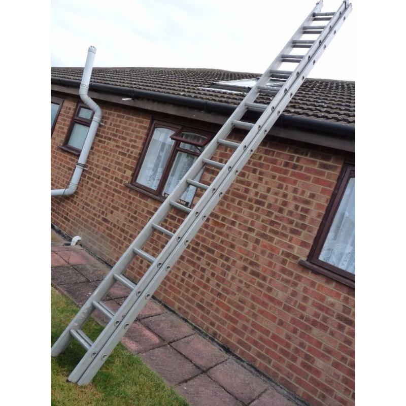 ladders 25 to 30 ft