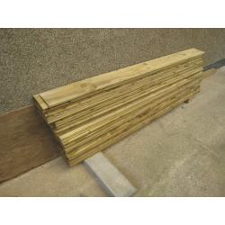 Feather edged fencing.