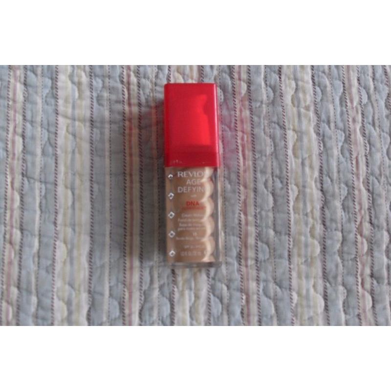 Revlon Age Defying Cream Foundation 30ml - Tender Beige (15)