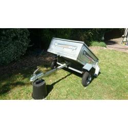 ERDE 102 TRAILER