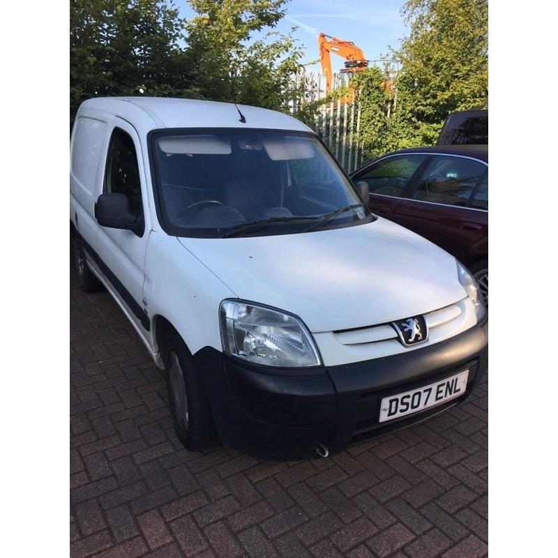 Peugeot partner White only 59k miles push button start