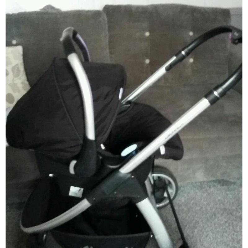 Hauck lacrosse travel system