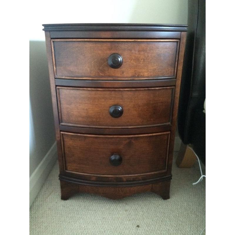 2x Laura Ashley Broughton Side Tables *GOOD AS NEW*