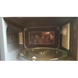 Russell Hobbs Solo Microwave, 20L - Black