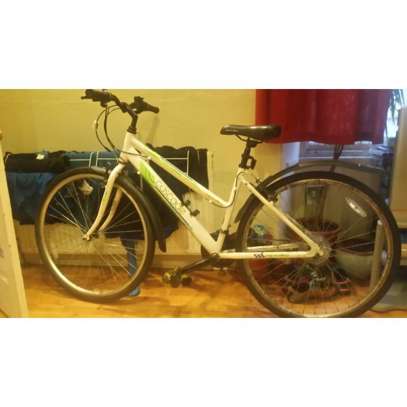 Ladies apollo cascade hybrid bicycle