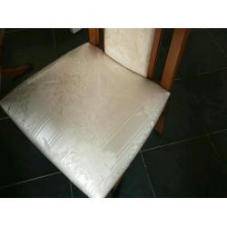 Dinning table for sale !