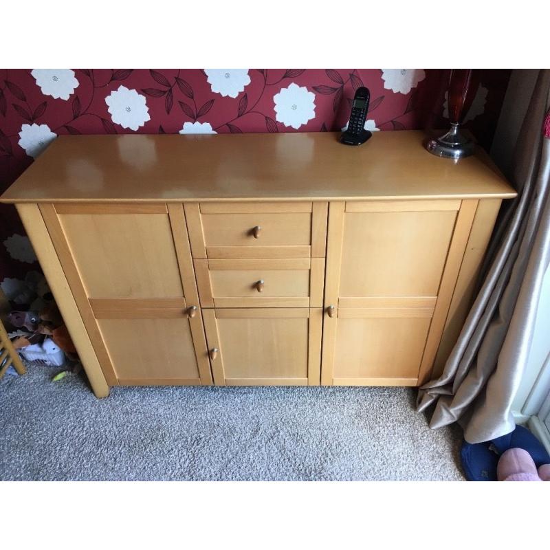 Nice sturdy side board for sale