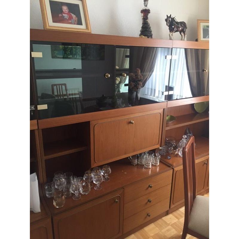 dresser units