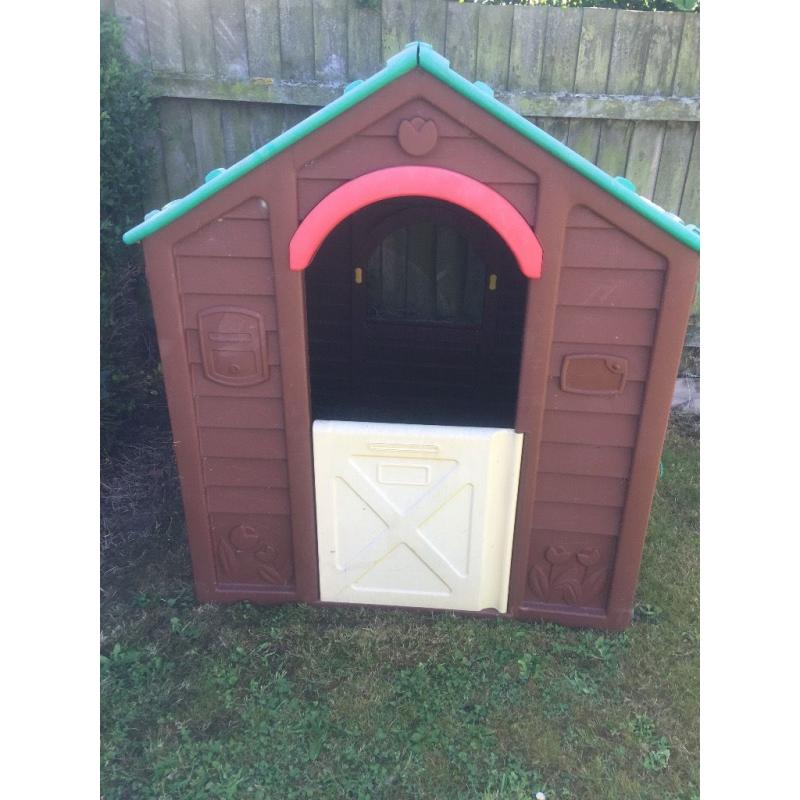 Outdoor play house