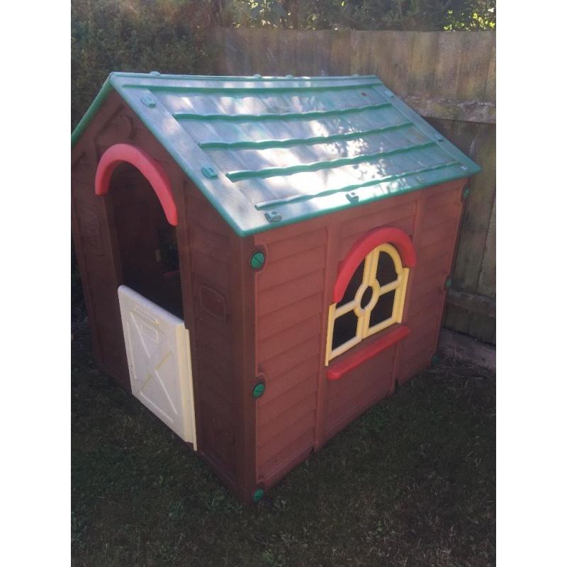 Outdoor play house