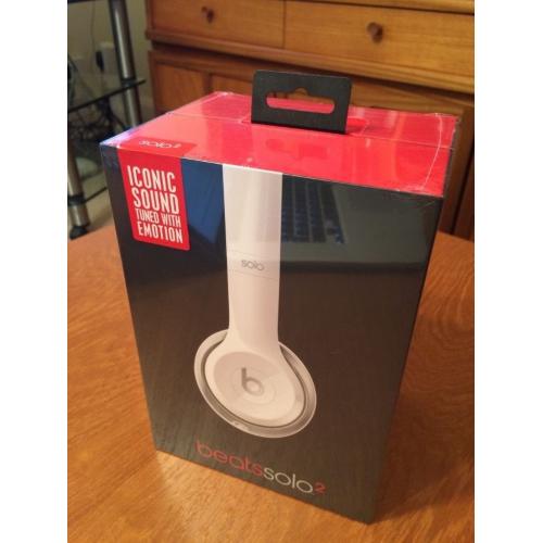 BRAND NEW White Beats Solo2 Headphones - unopened