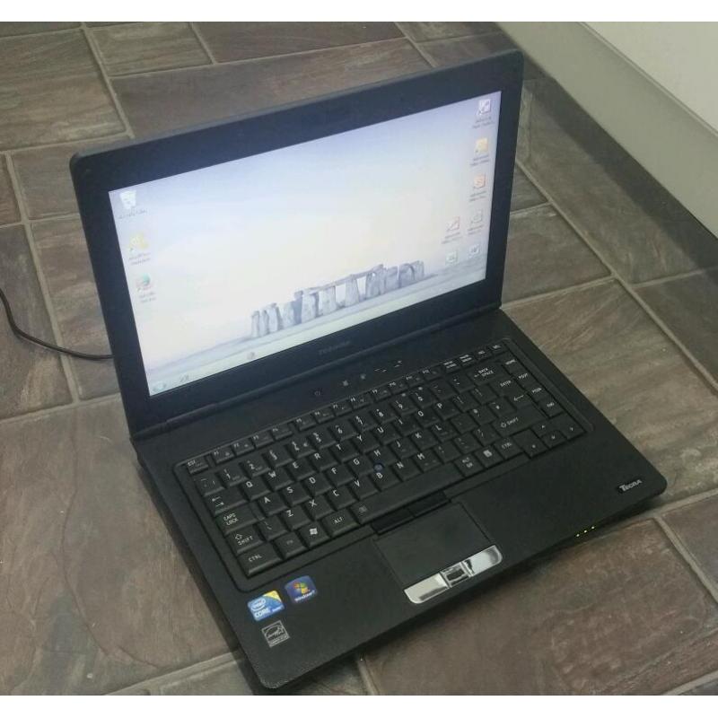Toshiba Tecra M11 Intel Core i3 2.30 GHz 4GB RAM 250GB Webcam Microsoft Office HDD Tablet Laptop PC