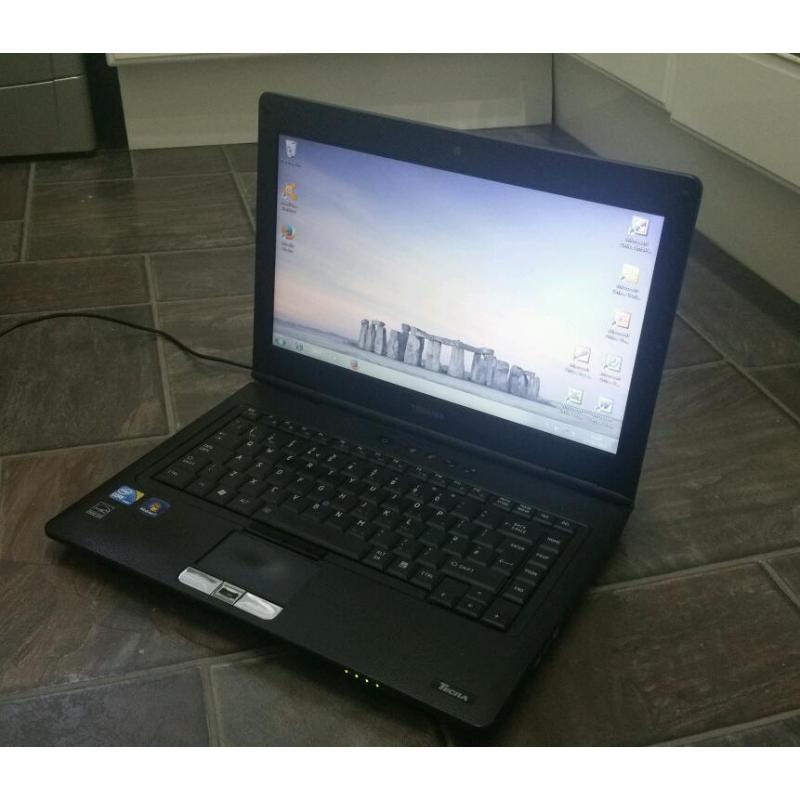 Toshiba Tecra M11 Intel Core i3 2.30 GHz 4GB RAM 250GB Webcam Microsoft Office HDD Tablet Laptop PC
