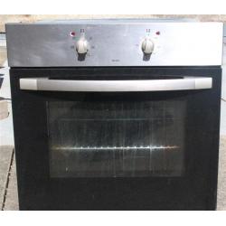 Integrated Oven, matching Hob and Stainless steel extractor fan