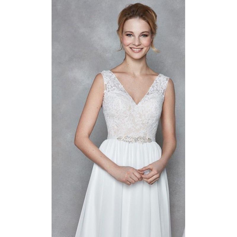 Wedding dress size 8 Heidi Hudson