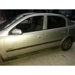 breakiing vauxhall astra 2.0 turbo diesel