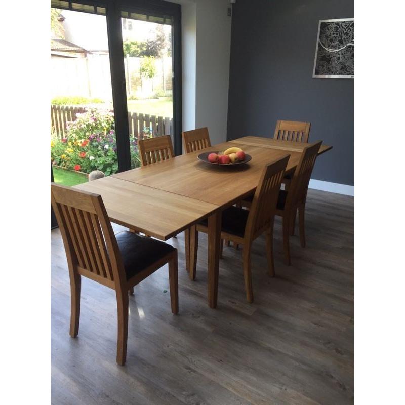 Dining room table & chairs 6 seater