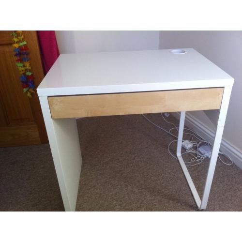 Desk (Collection only)