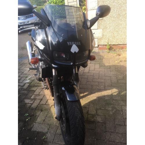 Yamaha FZR600 registered 2000 and one owner from new