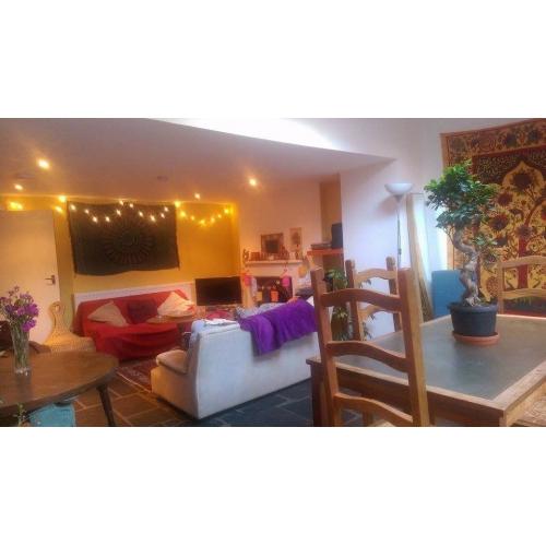 Double Room in Beautiful House in Montpelier £415 all inc*