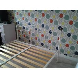 kingsize bed frame