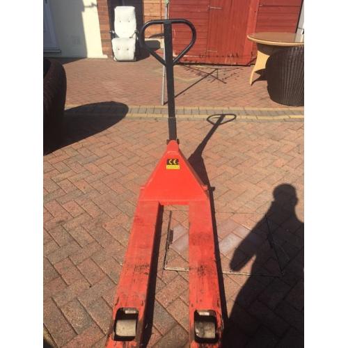 Pallet/Pump Truck