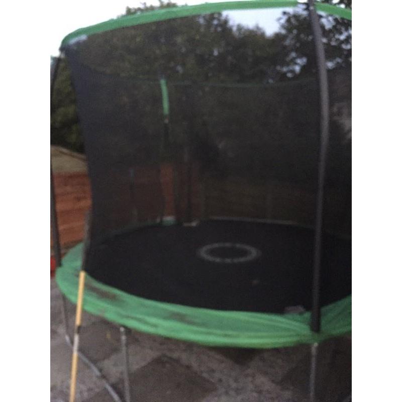 Trampoline 12ft with enclosure and underneath light when jump on