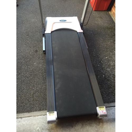 Roger black gold medal treadmill