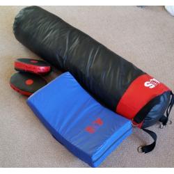 Punchbag, Shield Pad and Handheld Pads for Martial Arts/Boxing