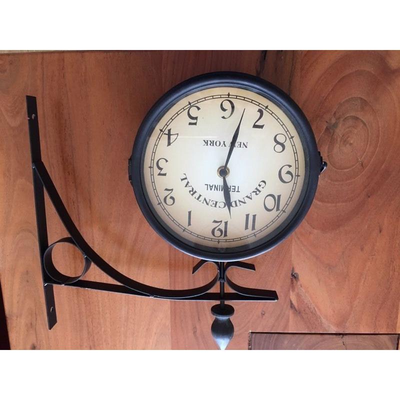 Garden clock