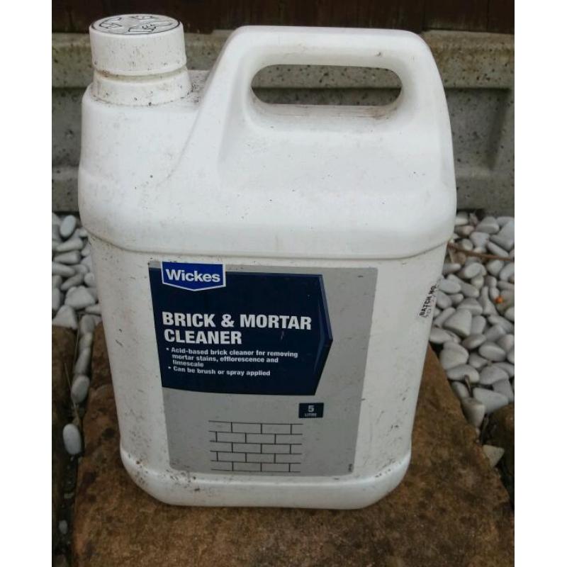 Brick and mortar cleaner