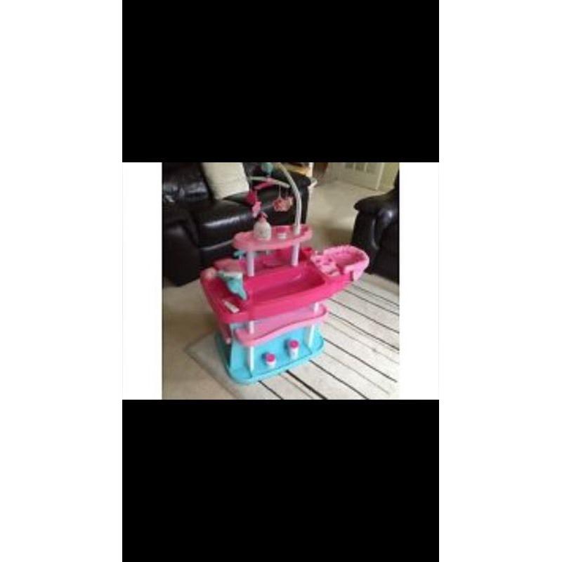 Cup cake baby changing station