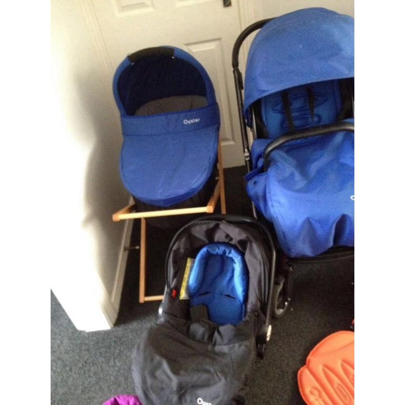 Oyster travel system